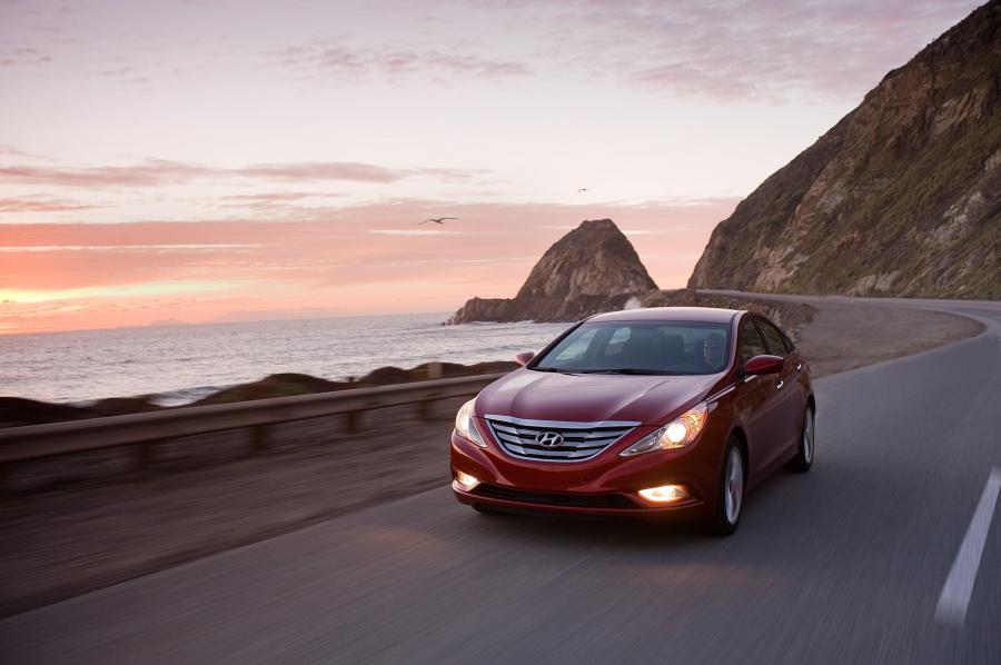  Hyundai Sonata 2011 года  (US) (фото 83 из 85)
